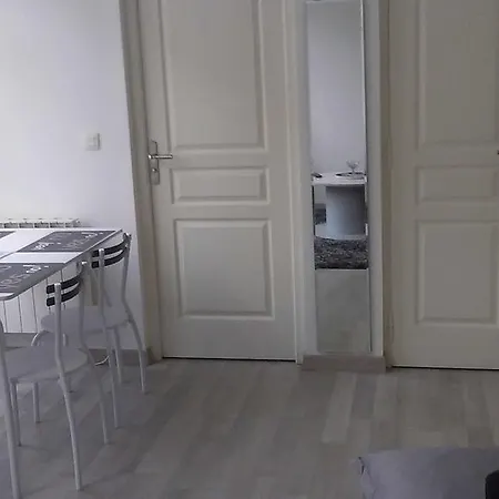 Apartment Dumas *